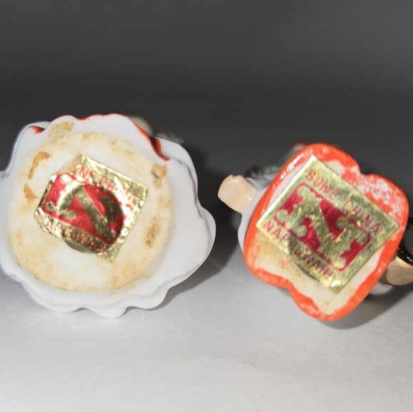 🎅🎅🎅 RARE Vintage Napcoware Bone China Christmas Kissing Angels Figurines (2) - Picture 6 of 9